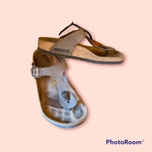 Like New - Birkenstocks. Size 36 (women’s 6)